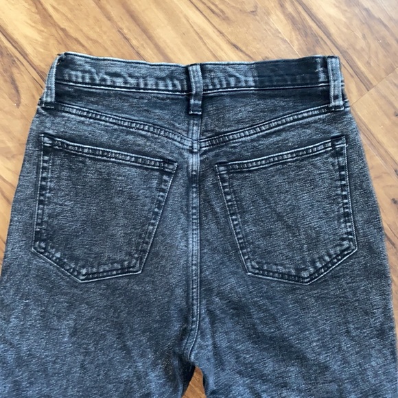 Abercrombie Ultra High Rise Jeans Washed Black with Zipper - Picture 6 of 7